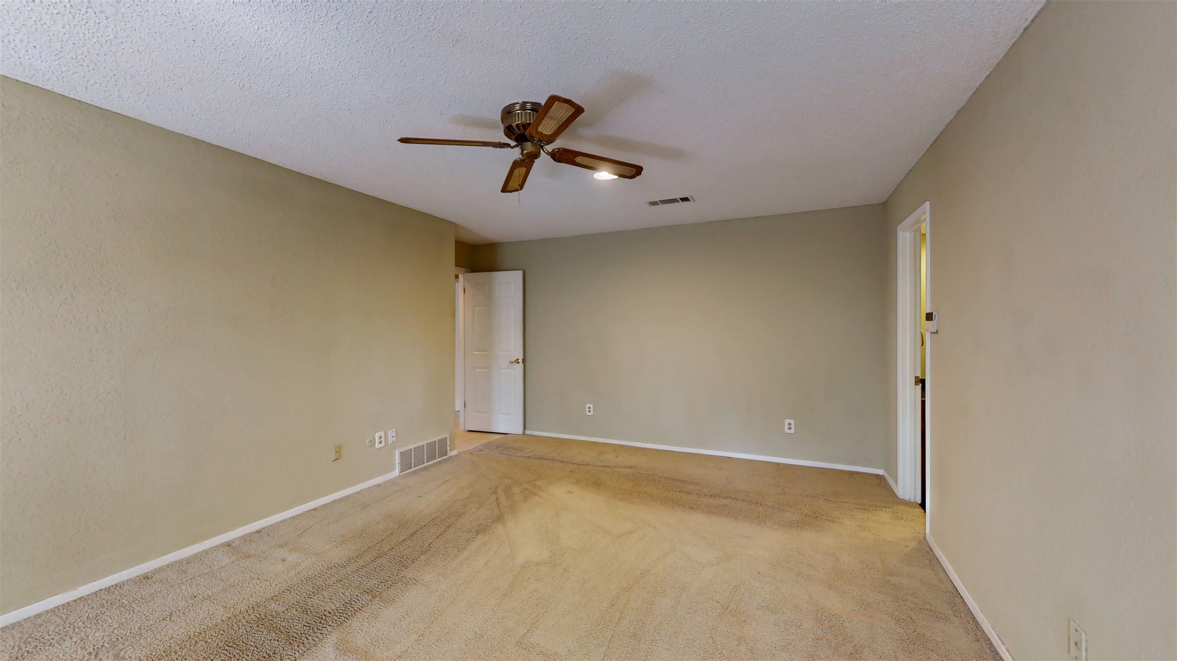 6851 Shorecrest Court Fort Worth TX 76132