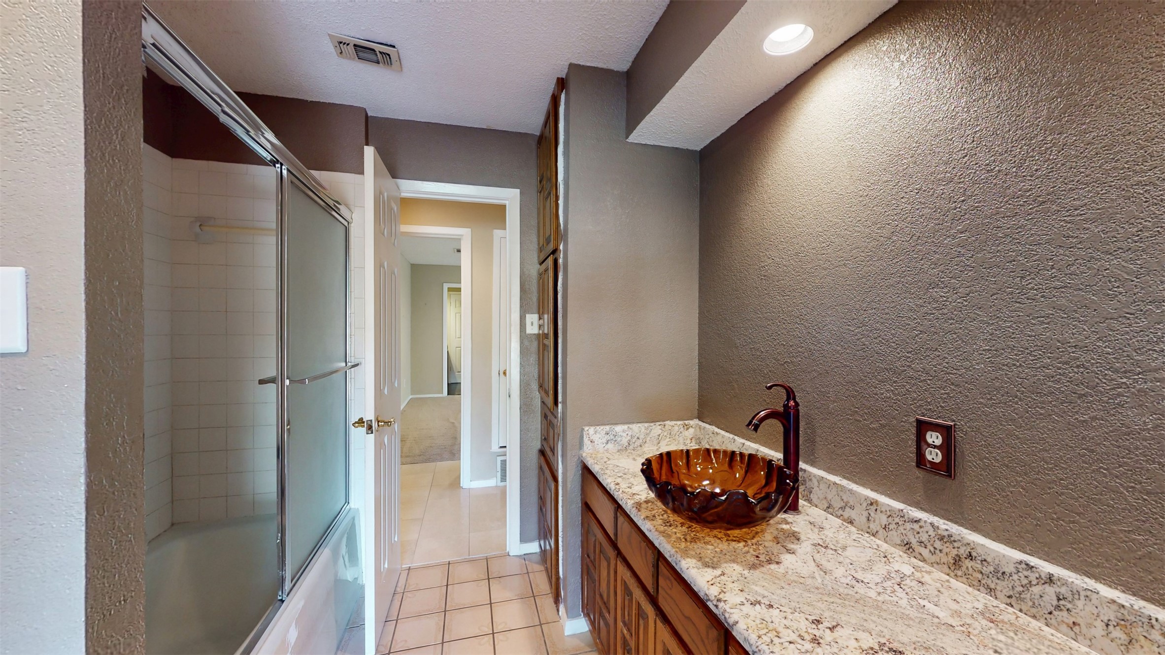 6851 Shorecrest Court Fort Worth TX 76132