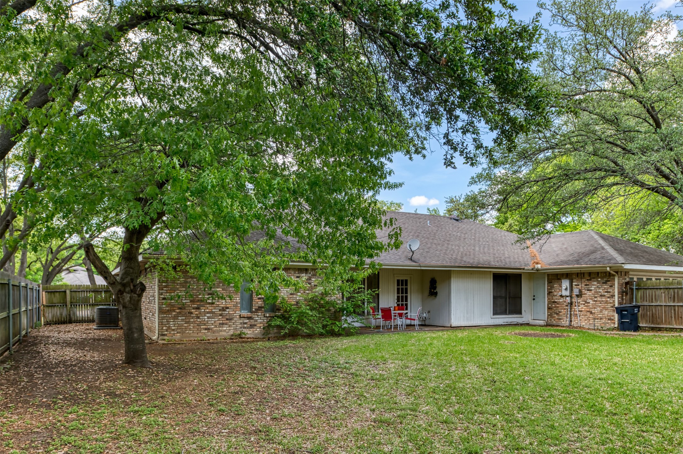 6851 Shorecrest Court Fort Worth TX 76132