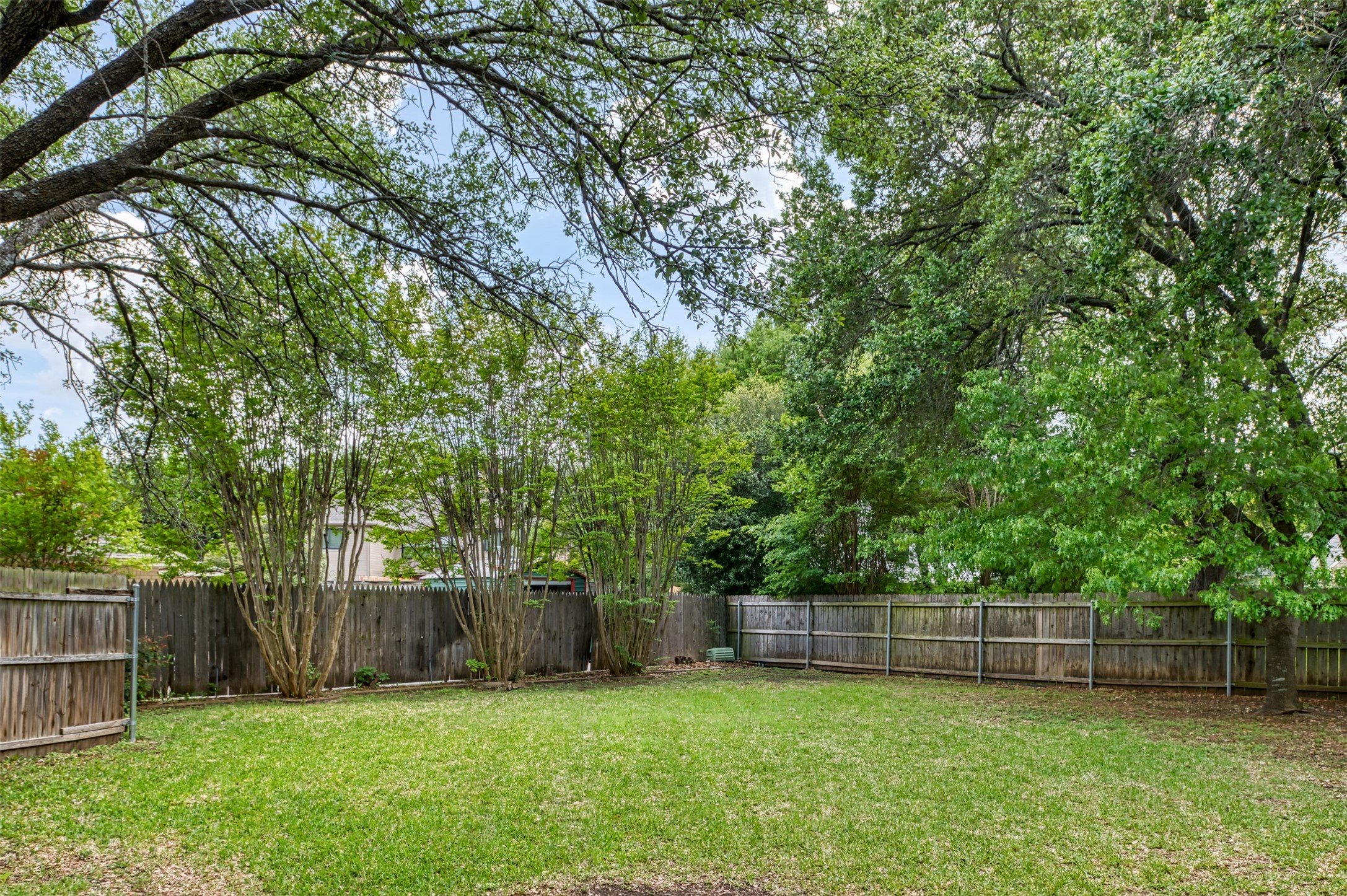 6851 Shorecrest Court Fort Worth TX 76132