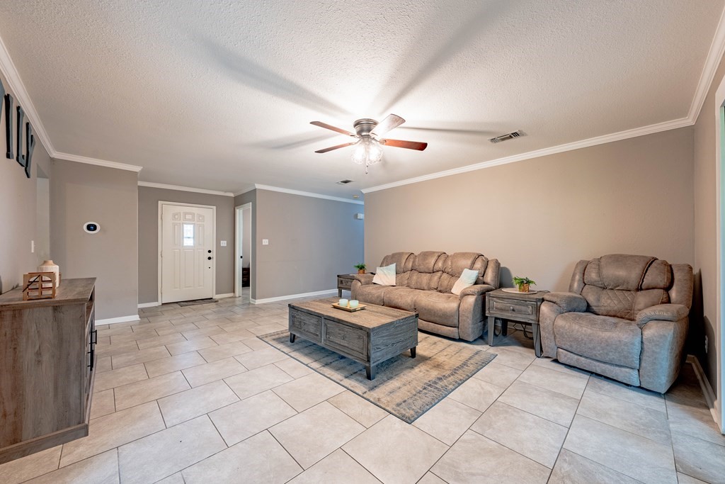 128 Hilltop Drive Trinidad TX 75163