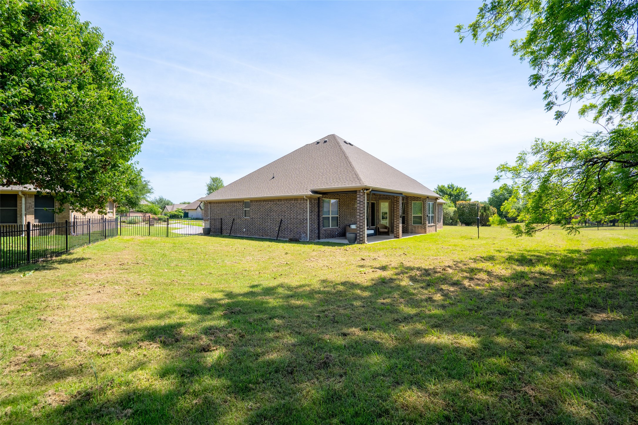 3201 Steamers Court Granbury TX 76049