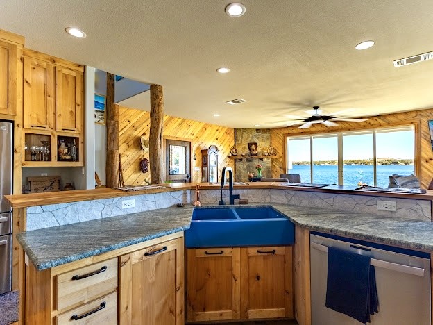 5439 Fm 1148 Possum Kingdom Lake TX 76450