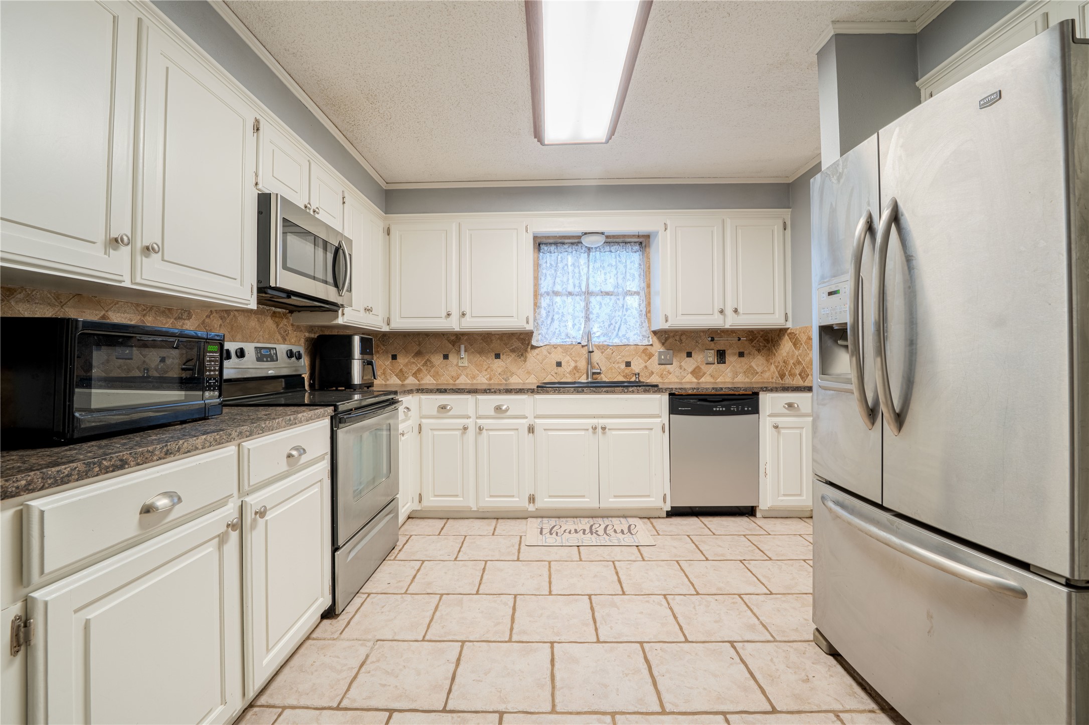 1817 Melissa Street Longview TX 75605