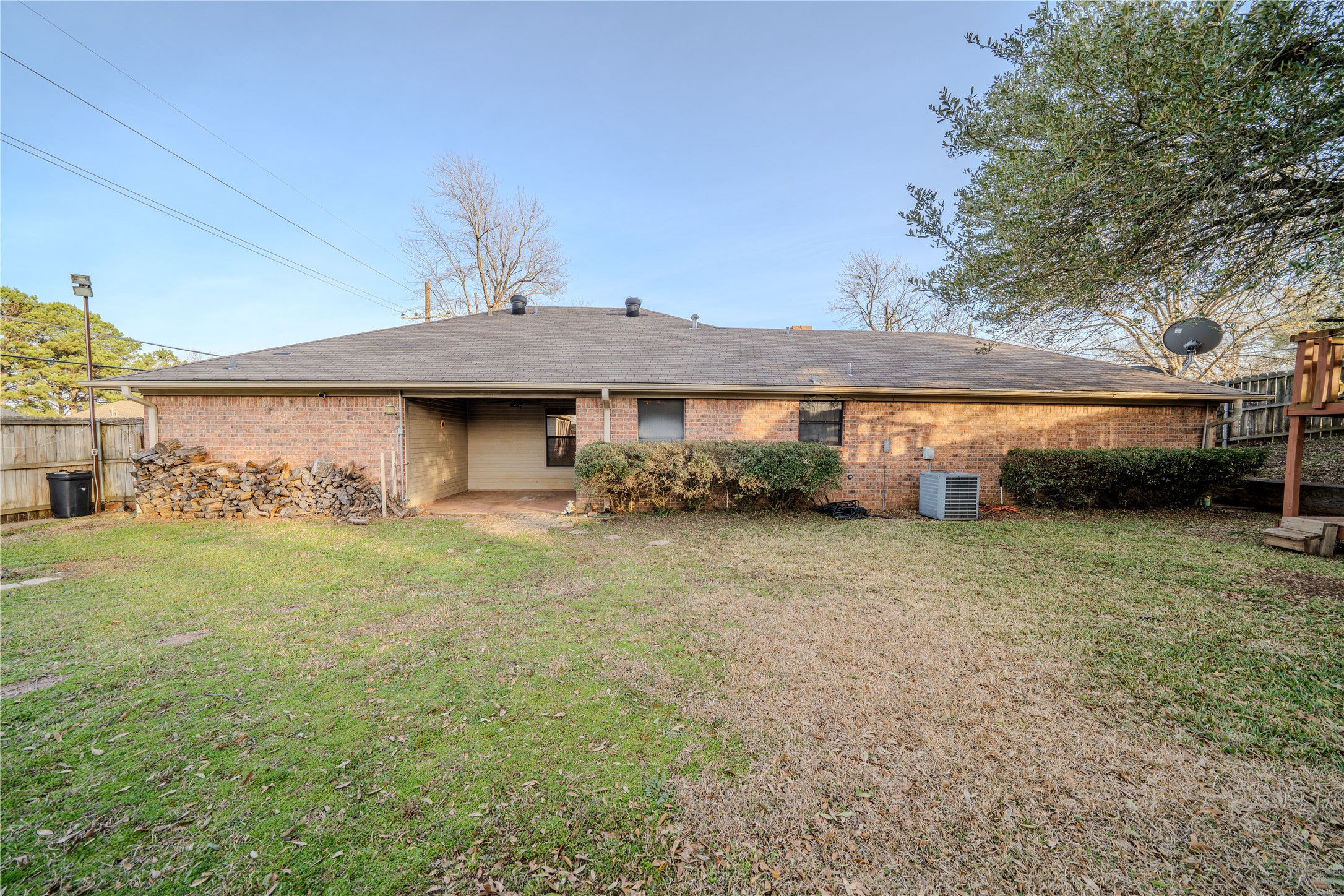 1817 Melissa Street Longview TX 75605