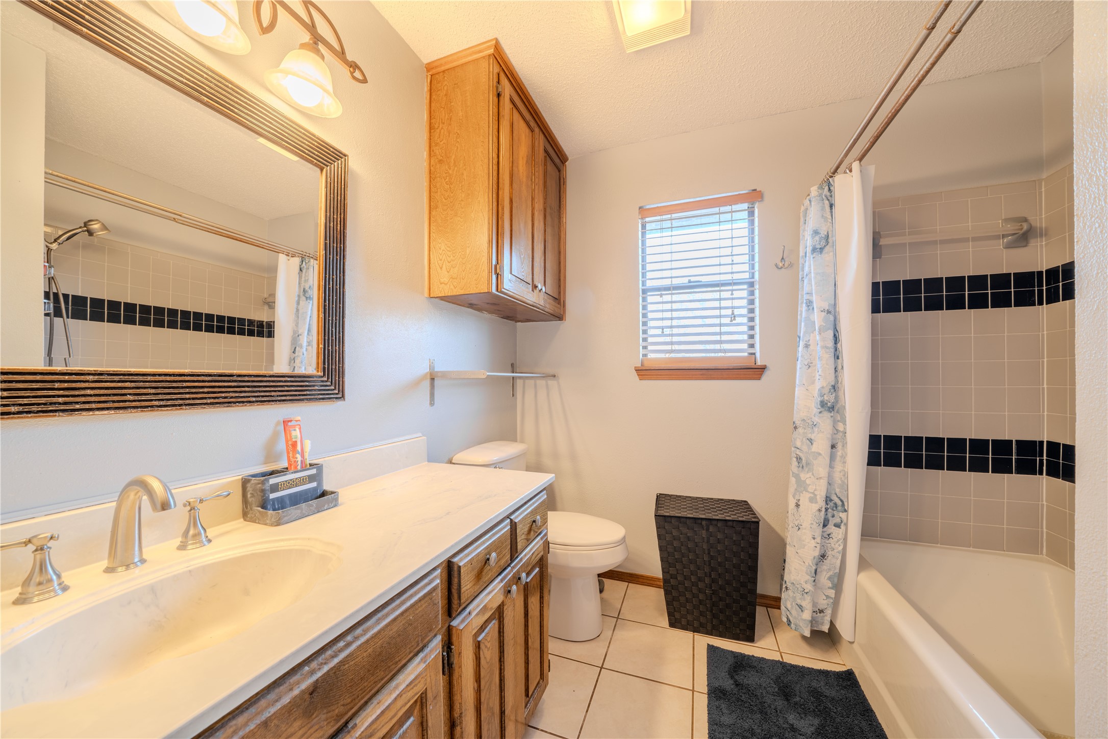 1817 Melissa Street Longview TX 75605