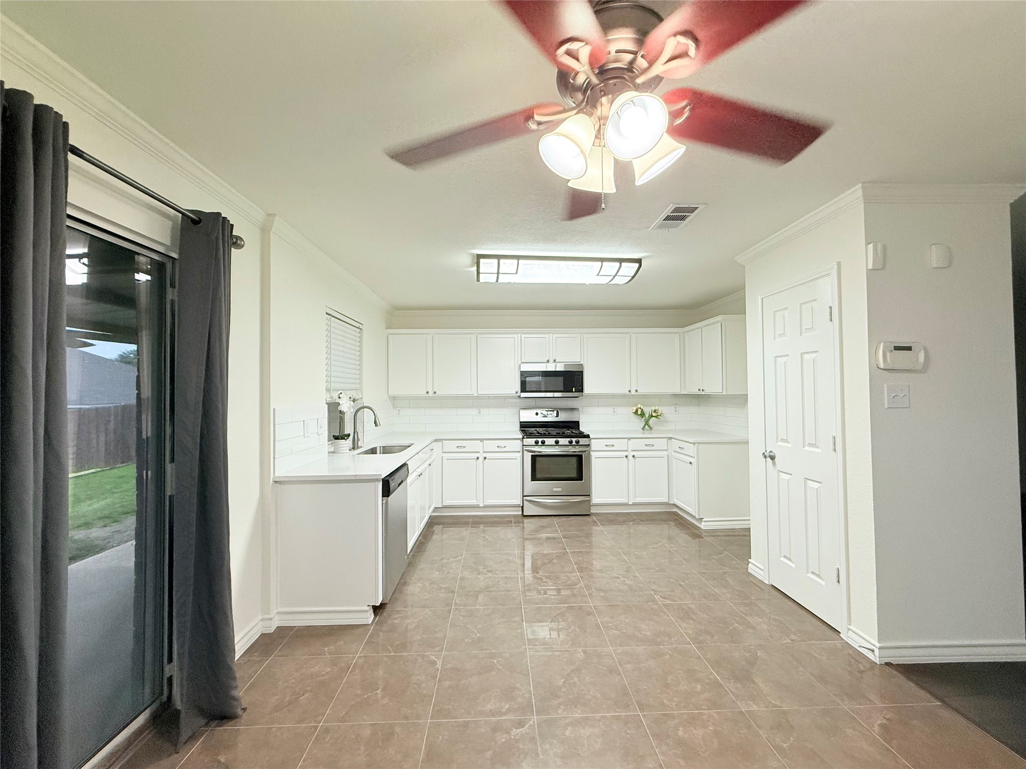 6741 Red Rock Trail Watauga TX 76137