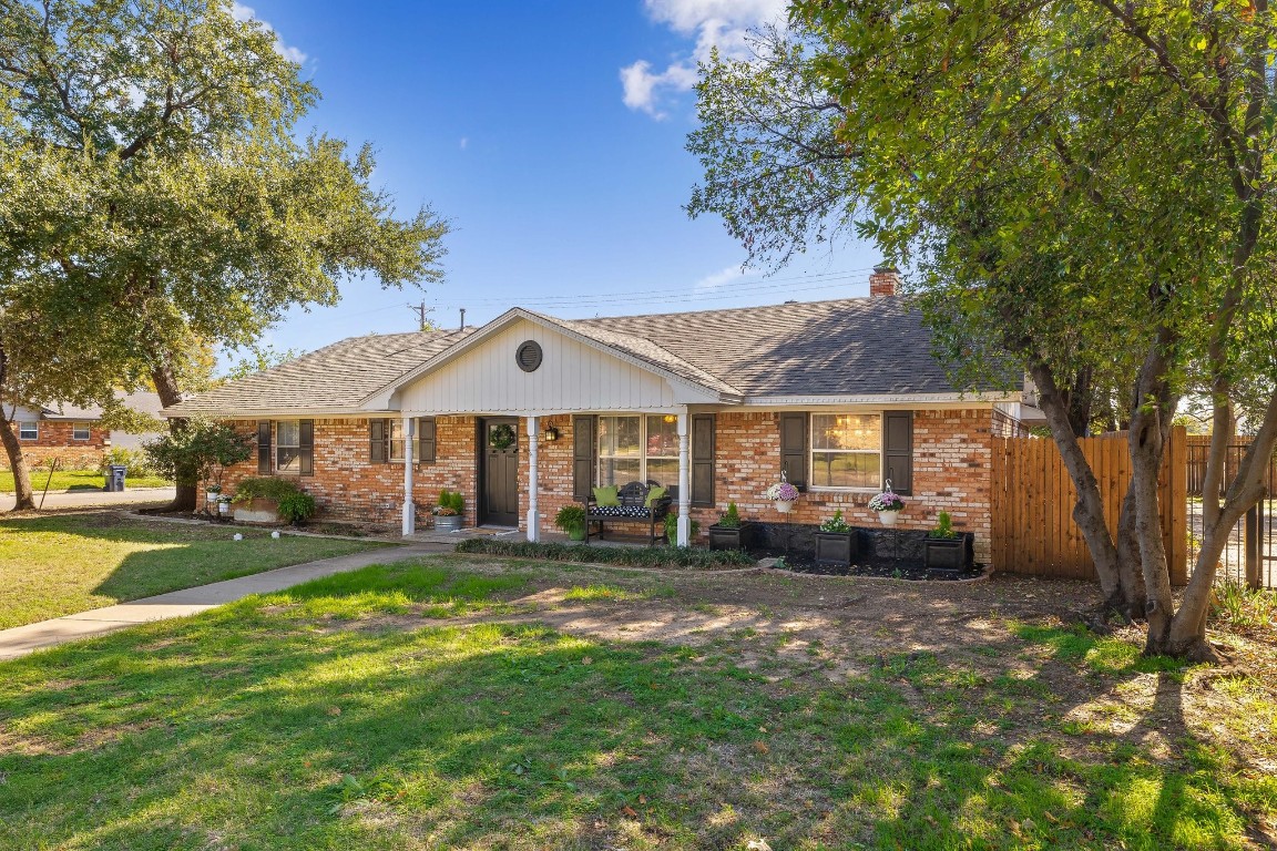 1317 Amherst Drive Denton TX 76201
