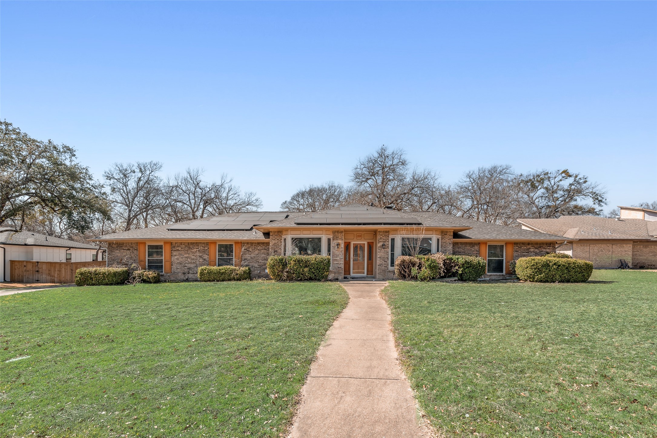 1301 Ranch Valley Drive Desoto TX 75115