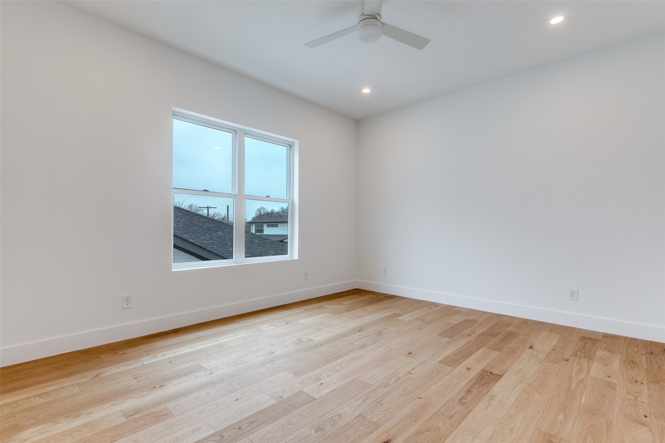 3733 Manana Drive Dallas TX 75220