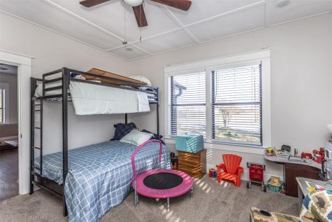 1903 N Weaver Street Gainesville TX 76240