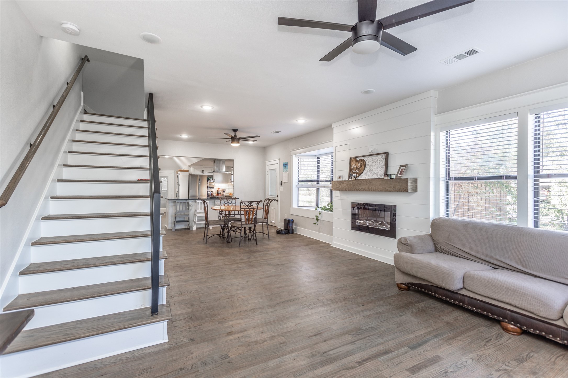 1903 N Weaver Street Gainesville TX 76240