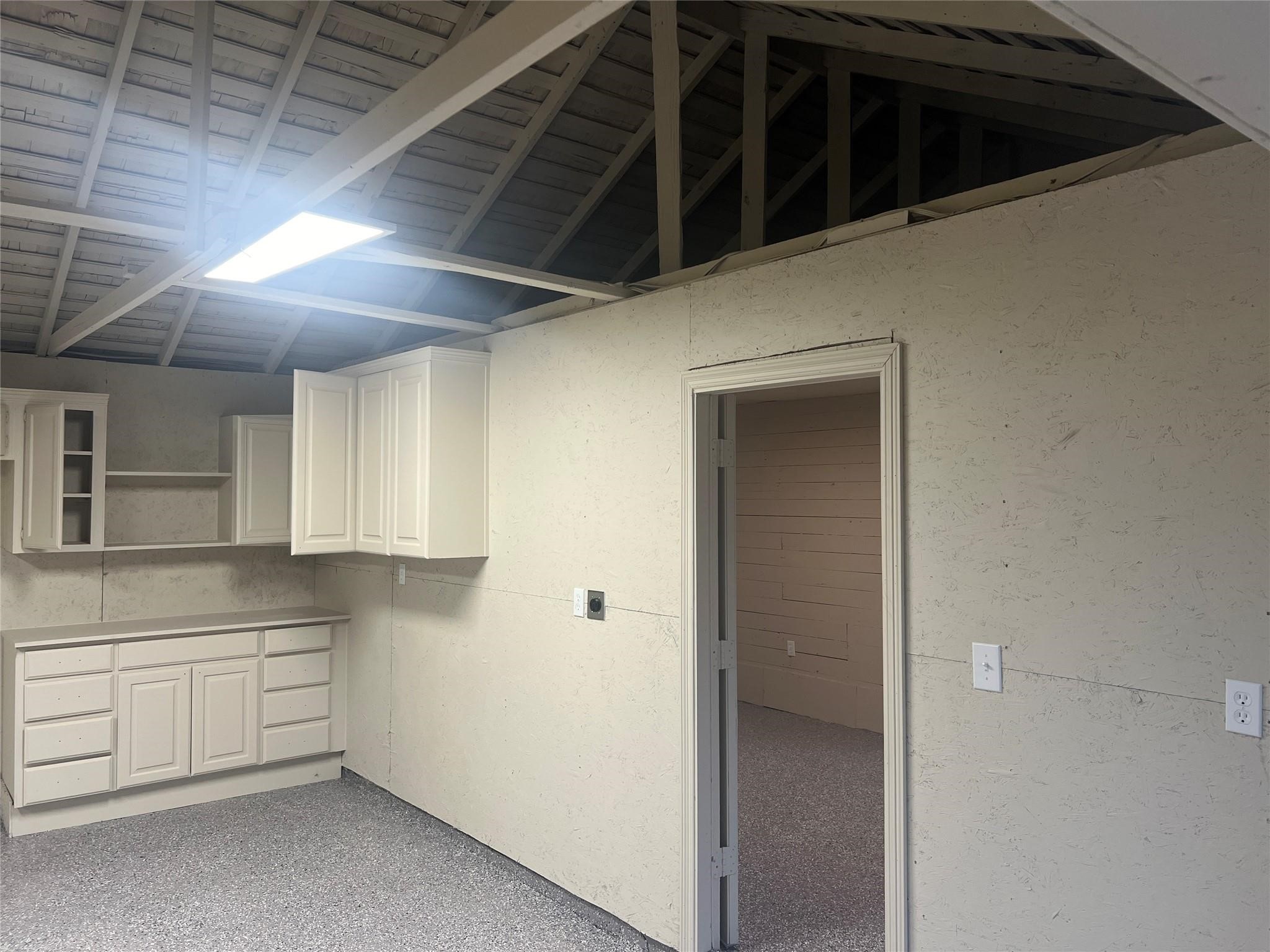 1903 N Weaver Street Gainesville TX 76240