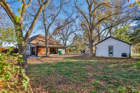 1903 N Weaver Street Gainesville TX 76240