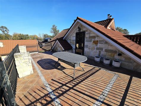 511 E Farrar Street Groesbeck TX 76642