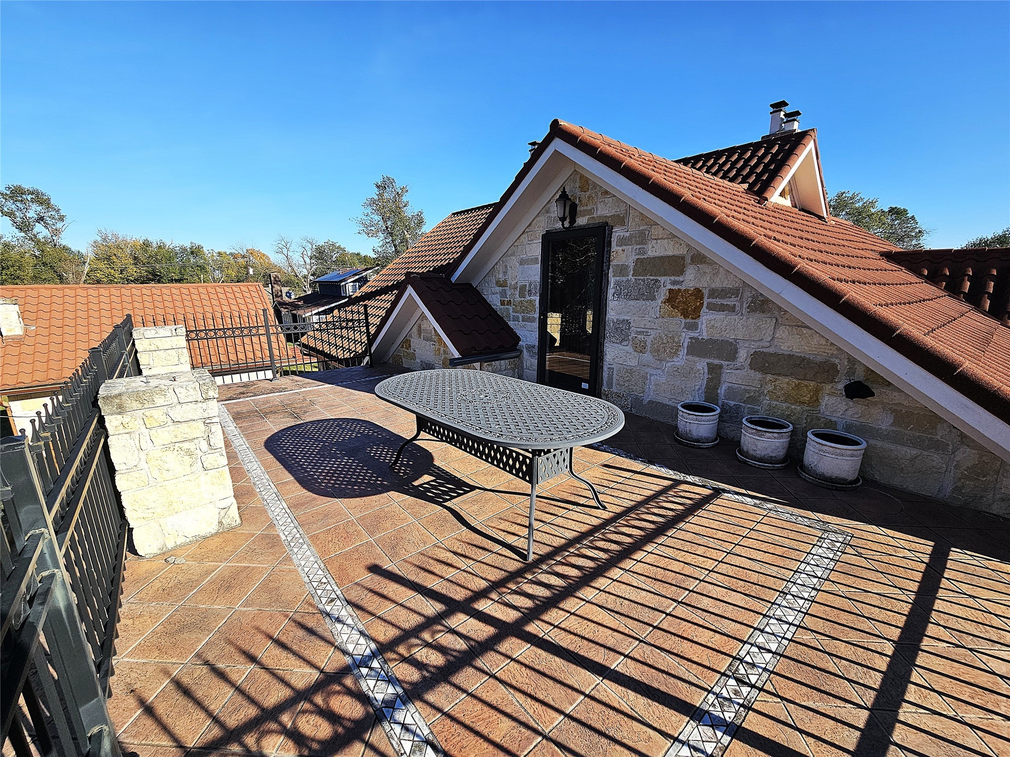 511 E Farrar Street Groesbeck TX 76642