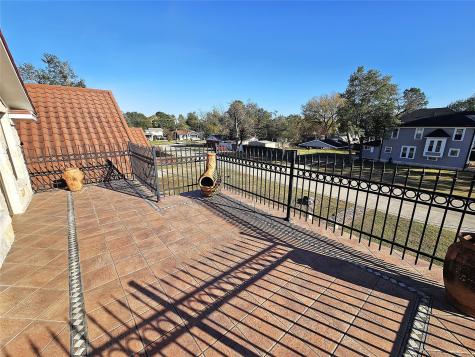 511 E Farrar Street Groesbeck TX 76642