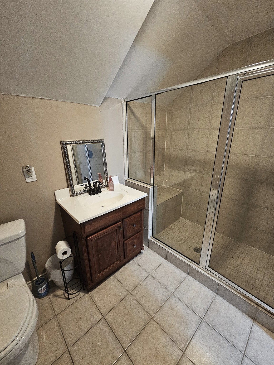 511 E Farrar Street Groesbeck TX 76642