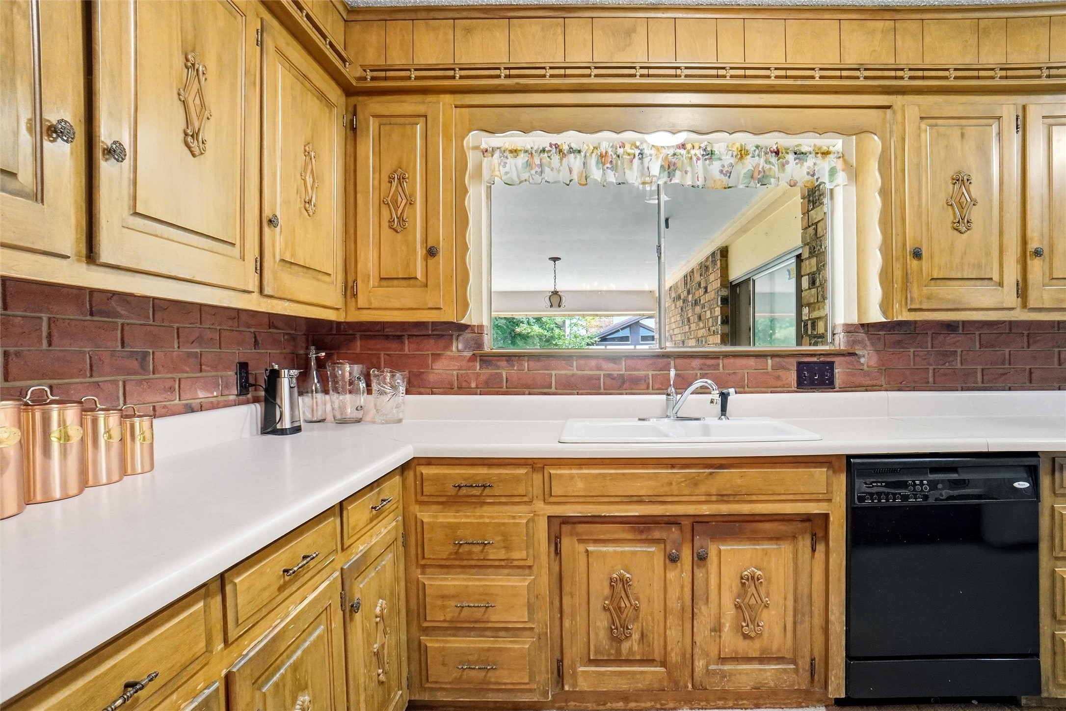 2105 Camelot Drive Grapevine TX 76051