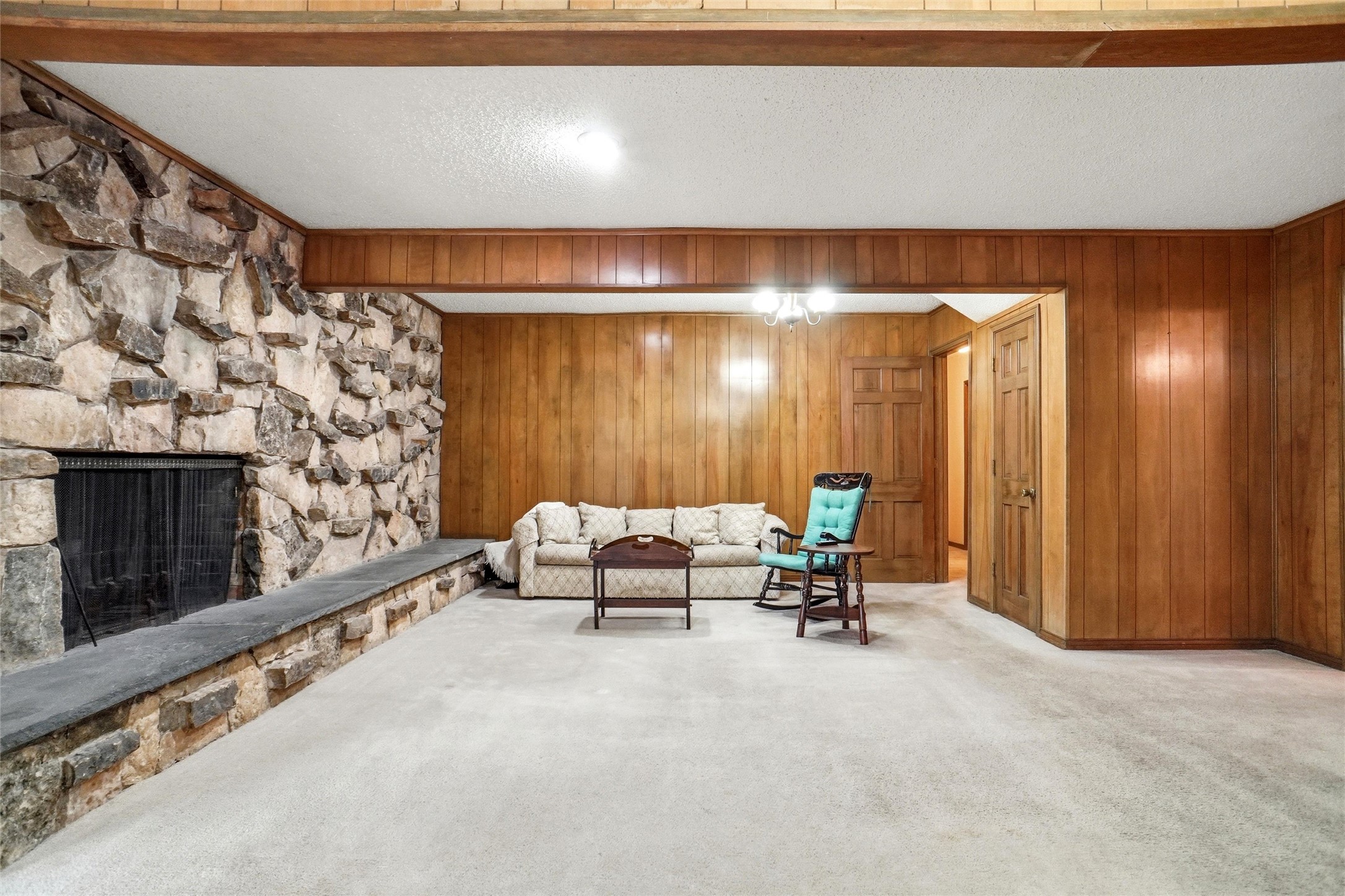 2105 Camelot Drive Grapevine TX 76051
