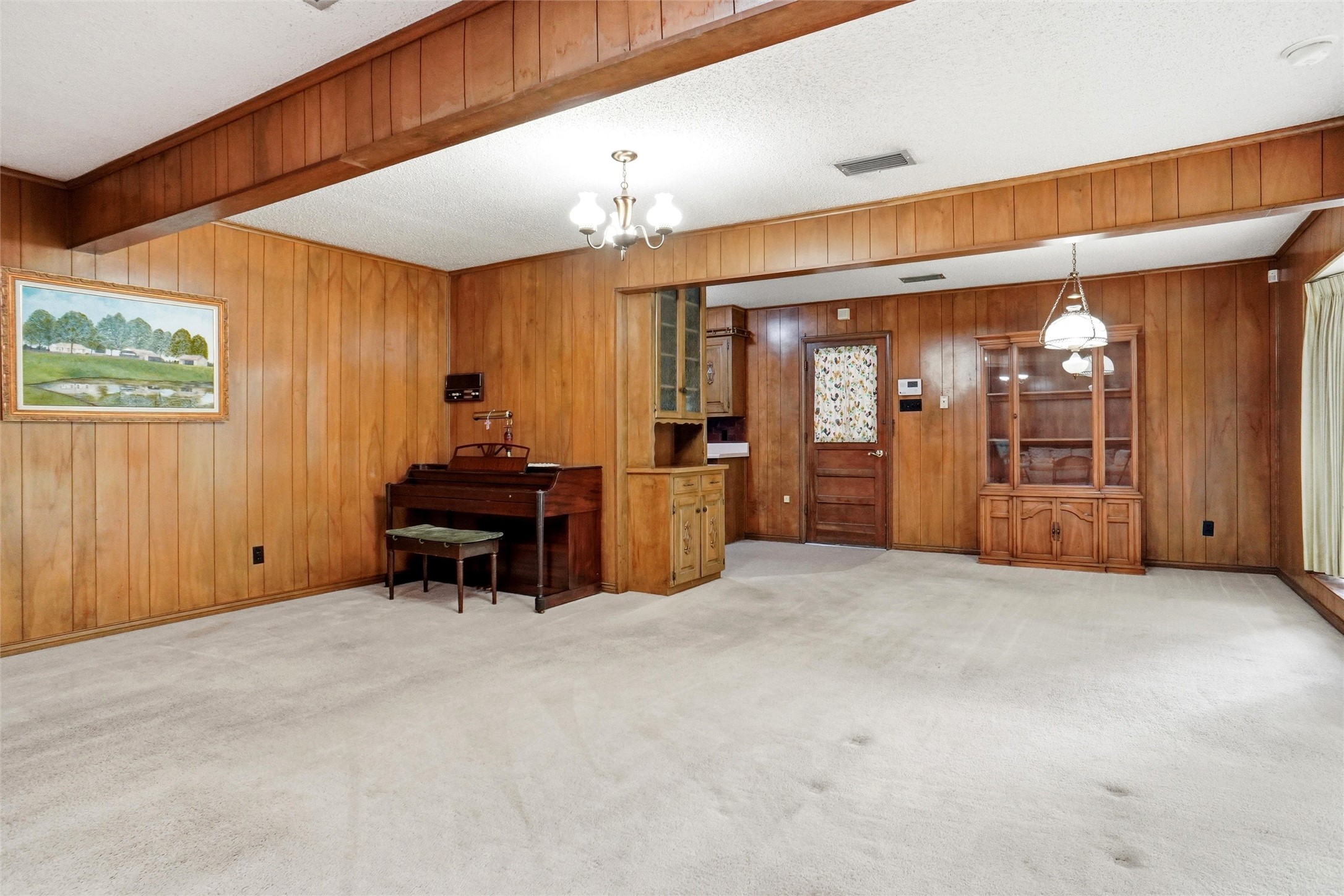 2105 Camelot Drive Grapevine TX 76051