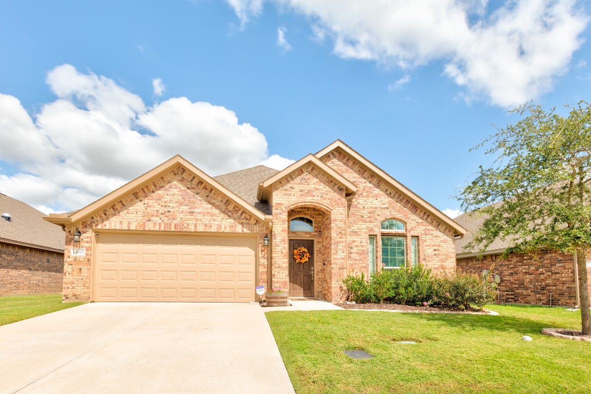 1805 Vallana Drive Gainesville TX 76240