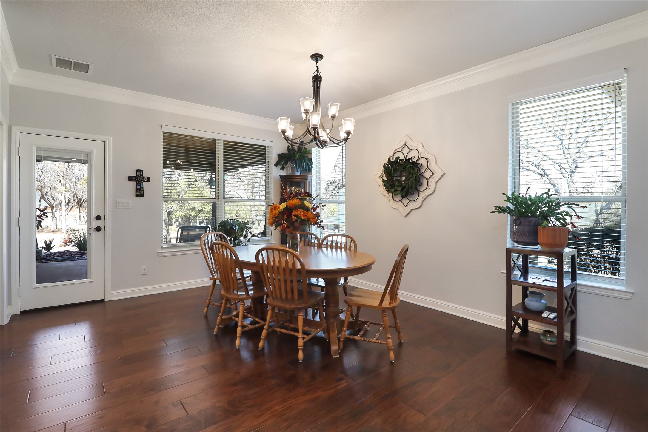 8701 Oakland Court Granbury TX 76049