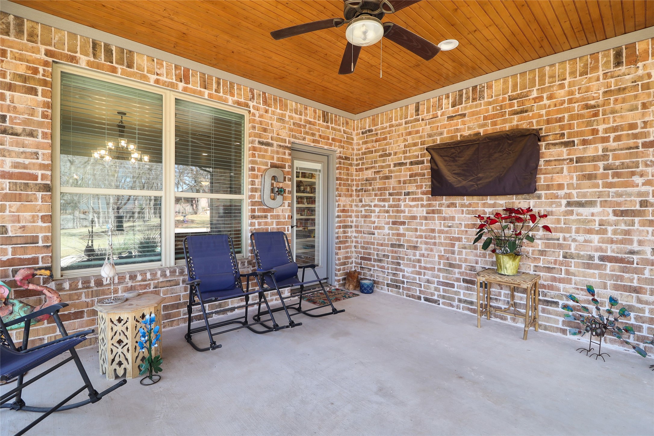 8701 Oakland Court Granbury TX 76049