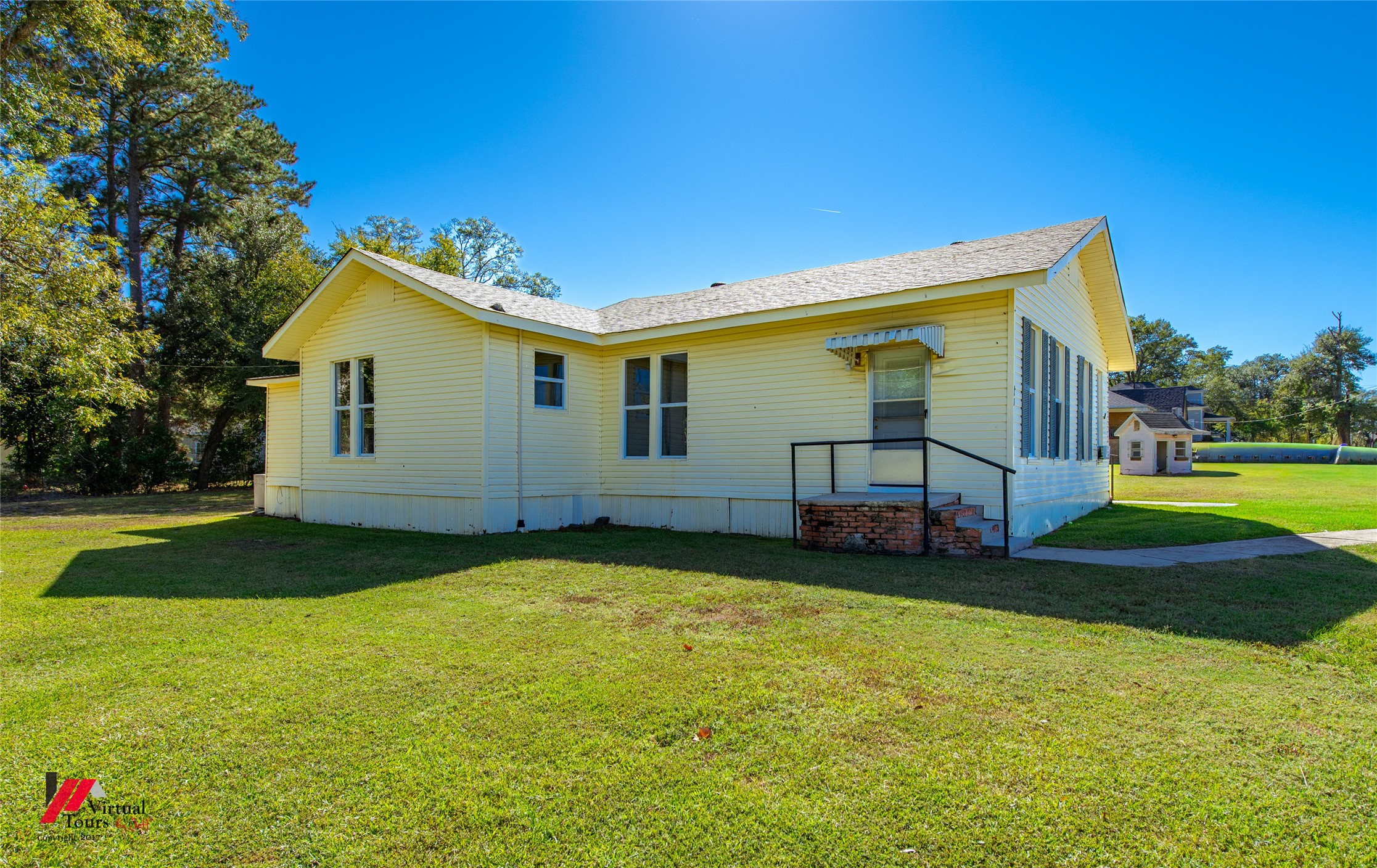309-311 Sycamore Street Logansport LA 71049