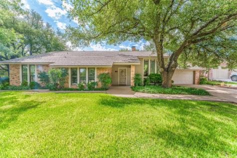 110 Sandra Palmer Street Stephenville TX 76401