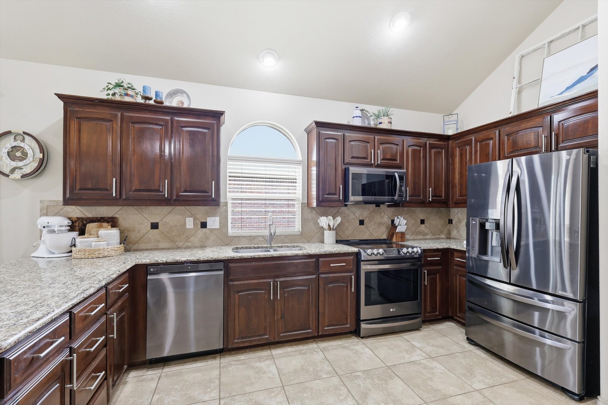10861 Irish Glen Trail Fort Worth TX 76052