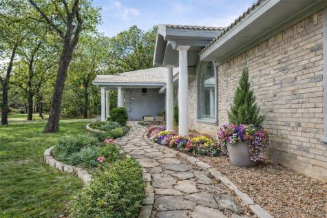 2525 Canyon Creek Drive Sherman TX 75092