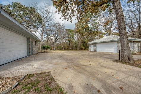 2525 Canyon Creek Drive Sherman TX 75092