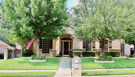 684 Bear Creek Drive Hurst TX 76054