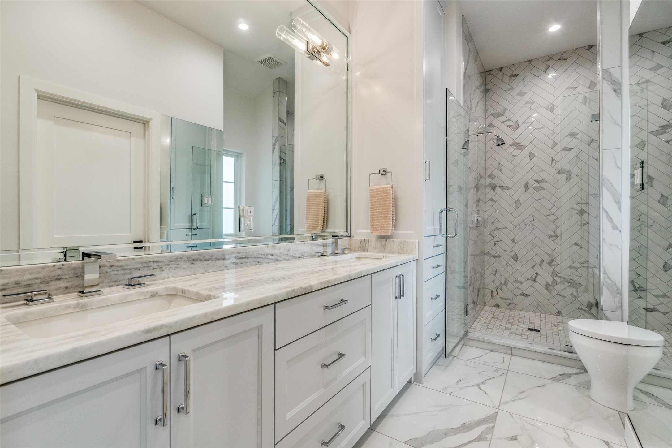4034 Alta Vista Lane Dallas TX 75229
