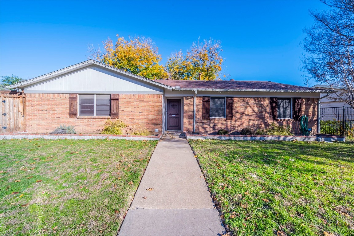 6525 Summertime Lane Watauga TX 76148
