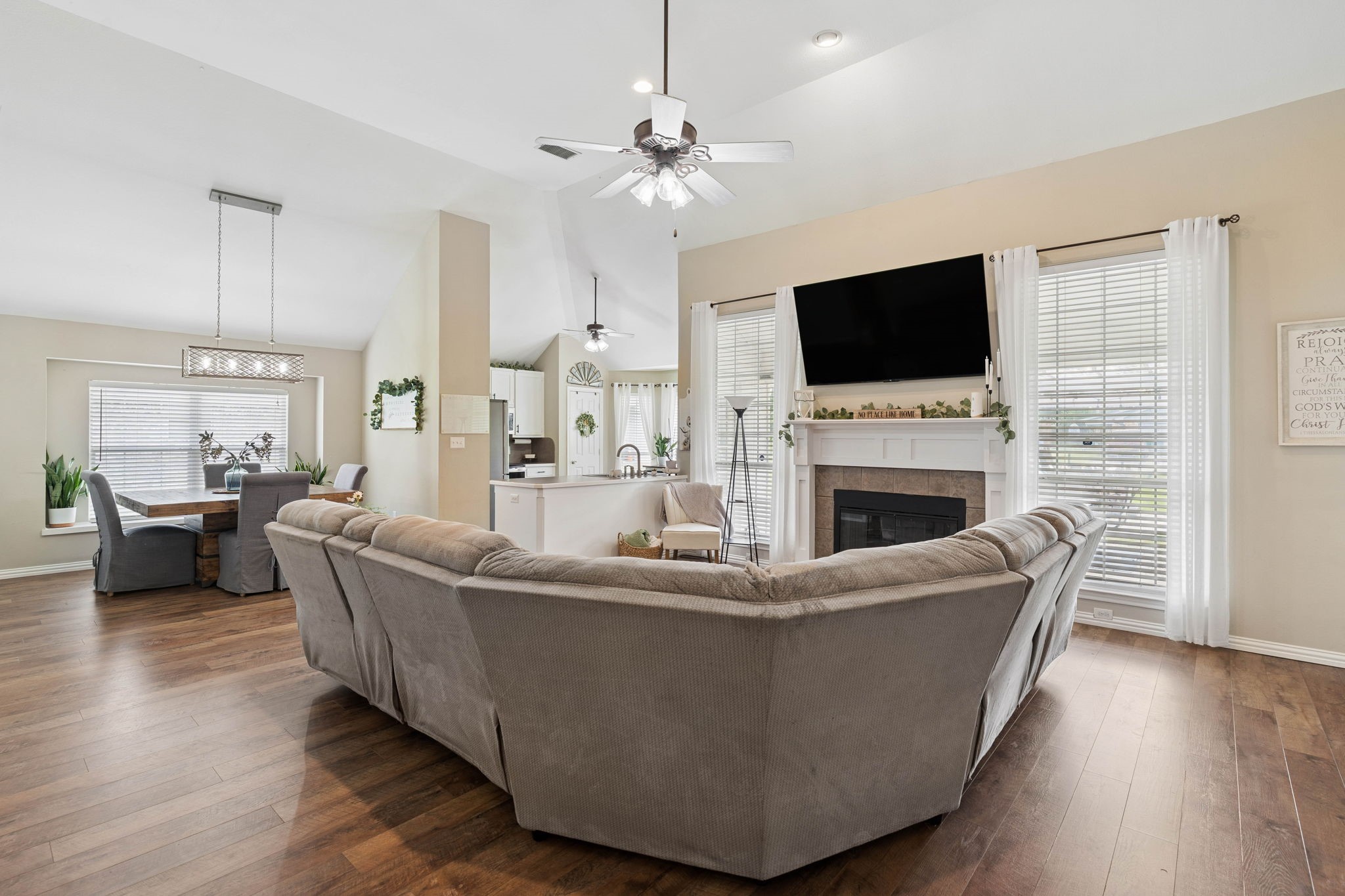 104 N Frederick Street Ponder TX 76259