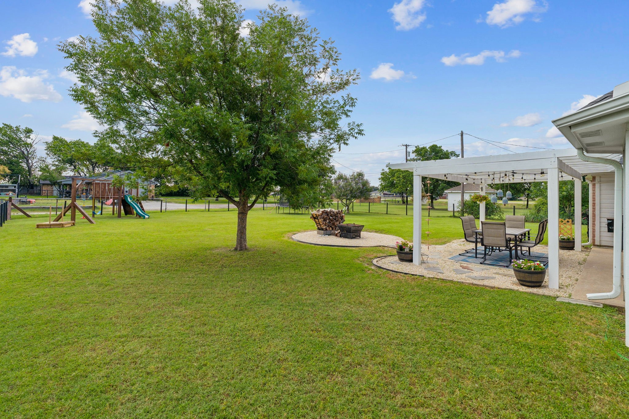 104 N Frederick Street Ponder TX 76259