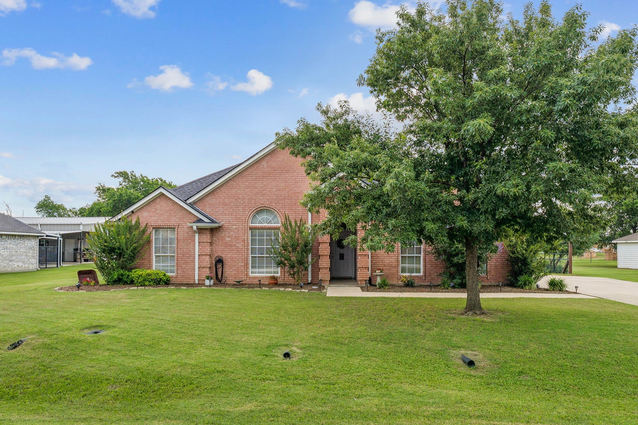 104 N Frederick Street Ponder TX 76259