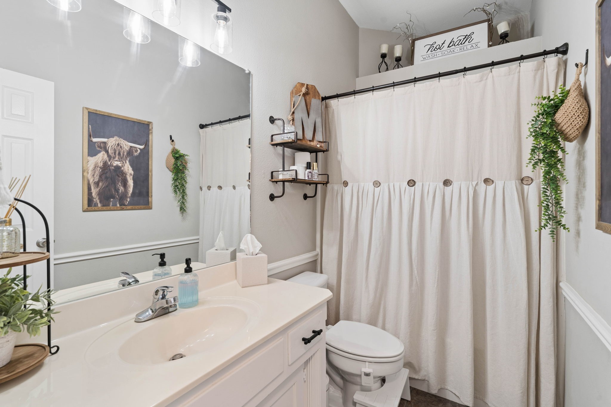 104 N Frederick Street Ponder TX 76259