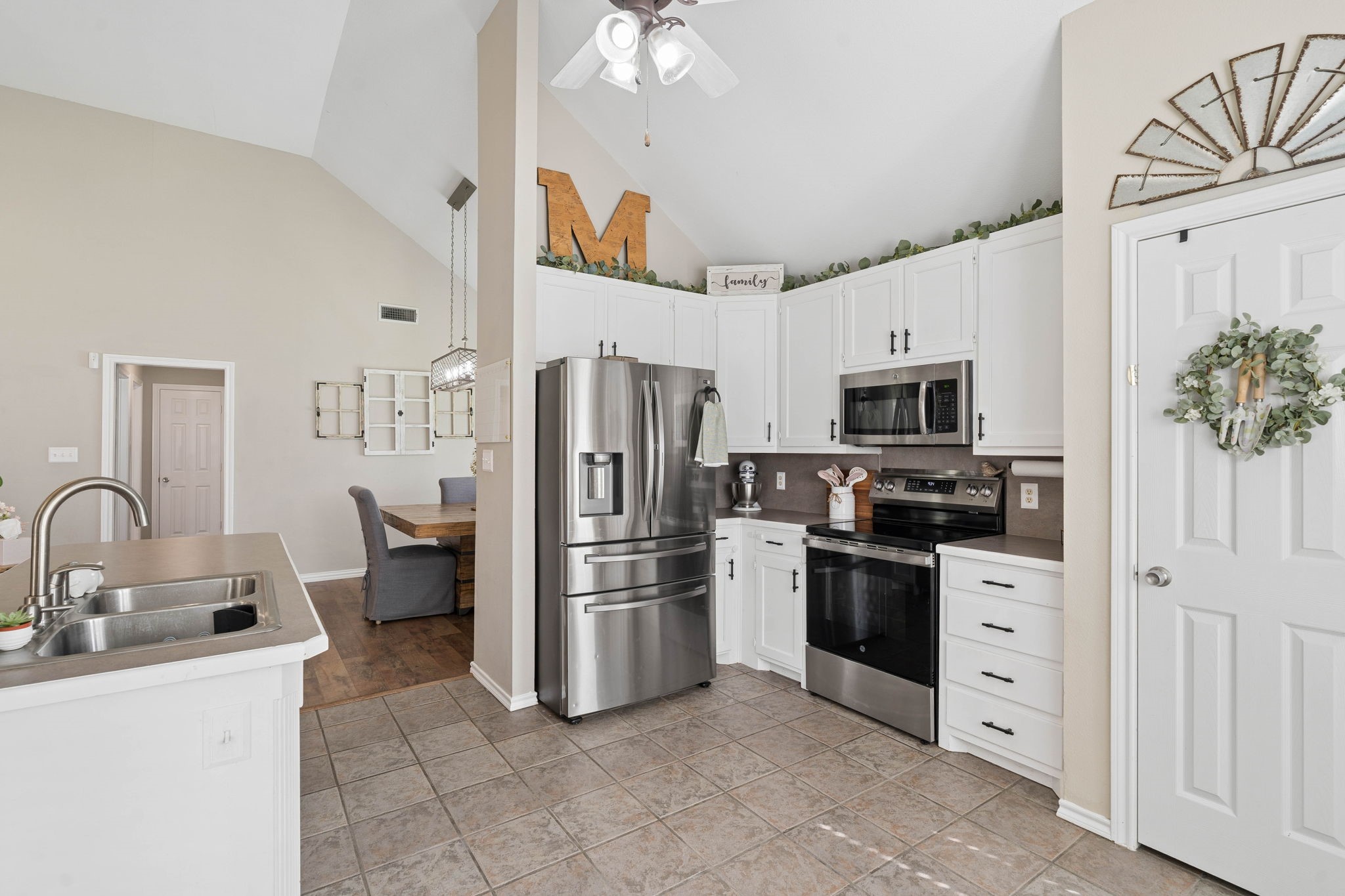 104 N Frederick Street Ponder TX 76259