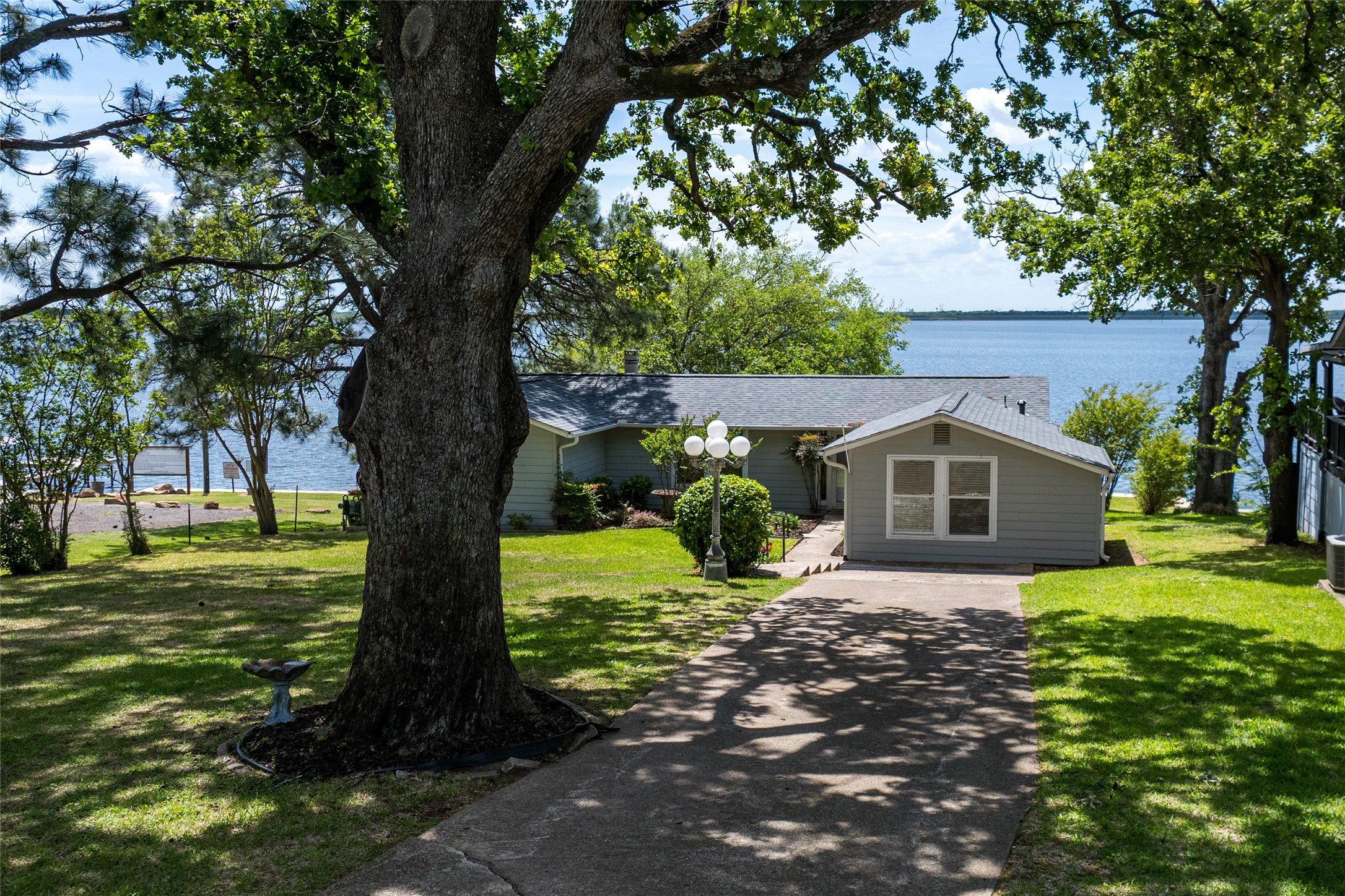 167 Shoreline Drive Malakoff TX 75148