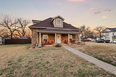 115 D Street Whitesboro TX 76273