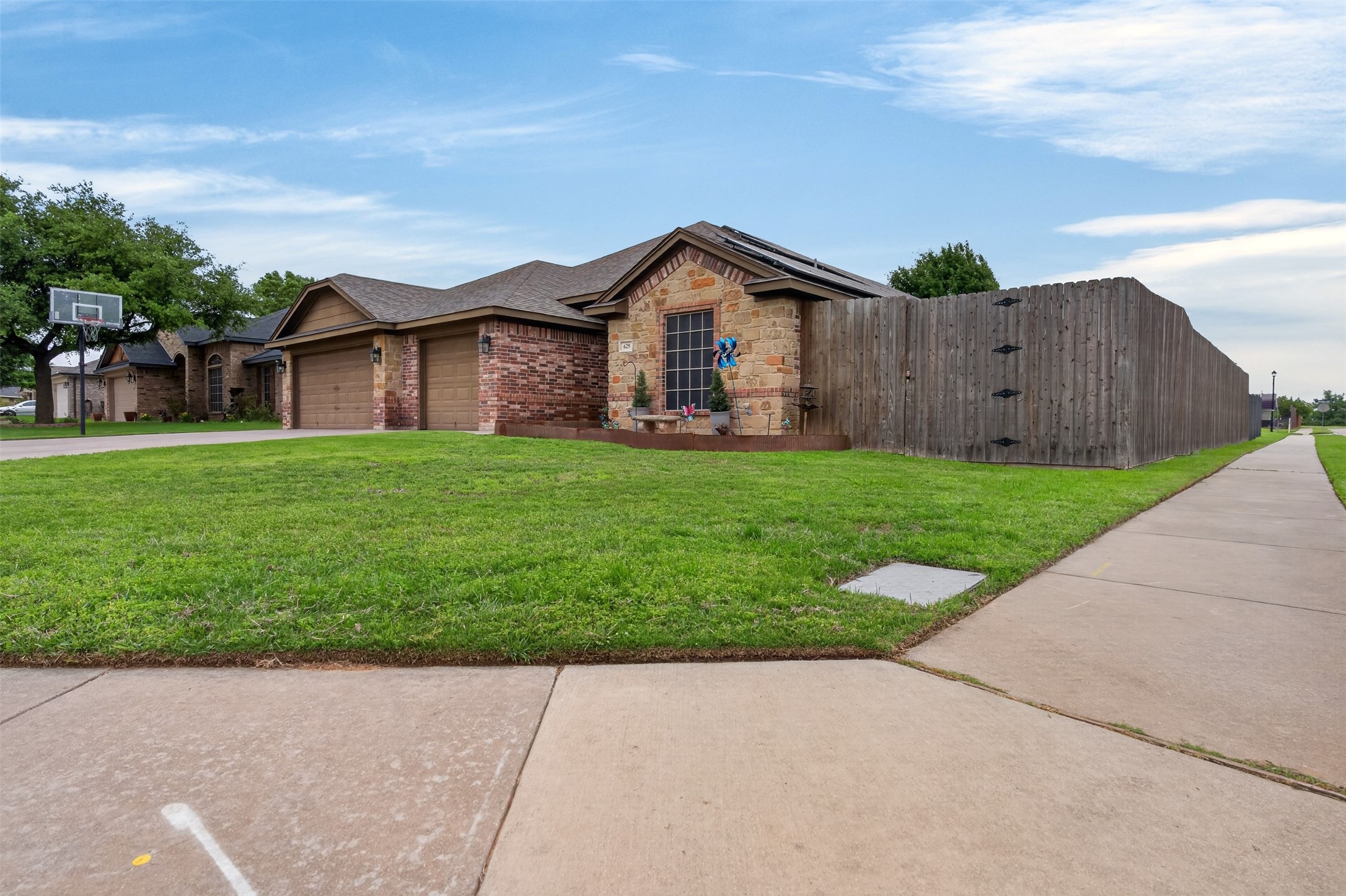 629 E Sheila Circle Joshua TX 76058