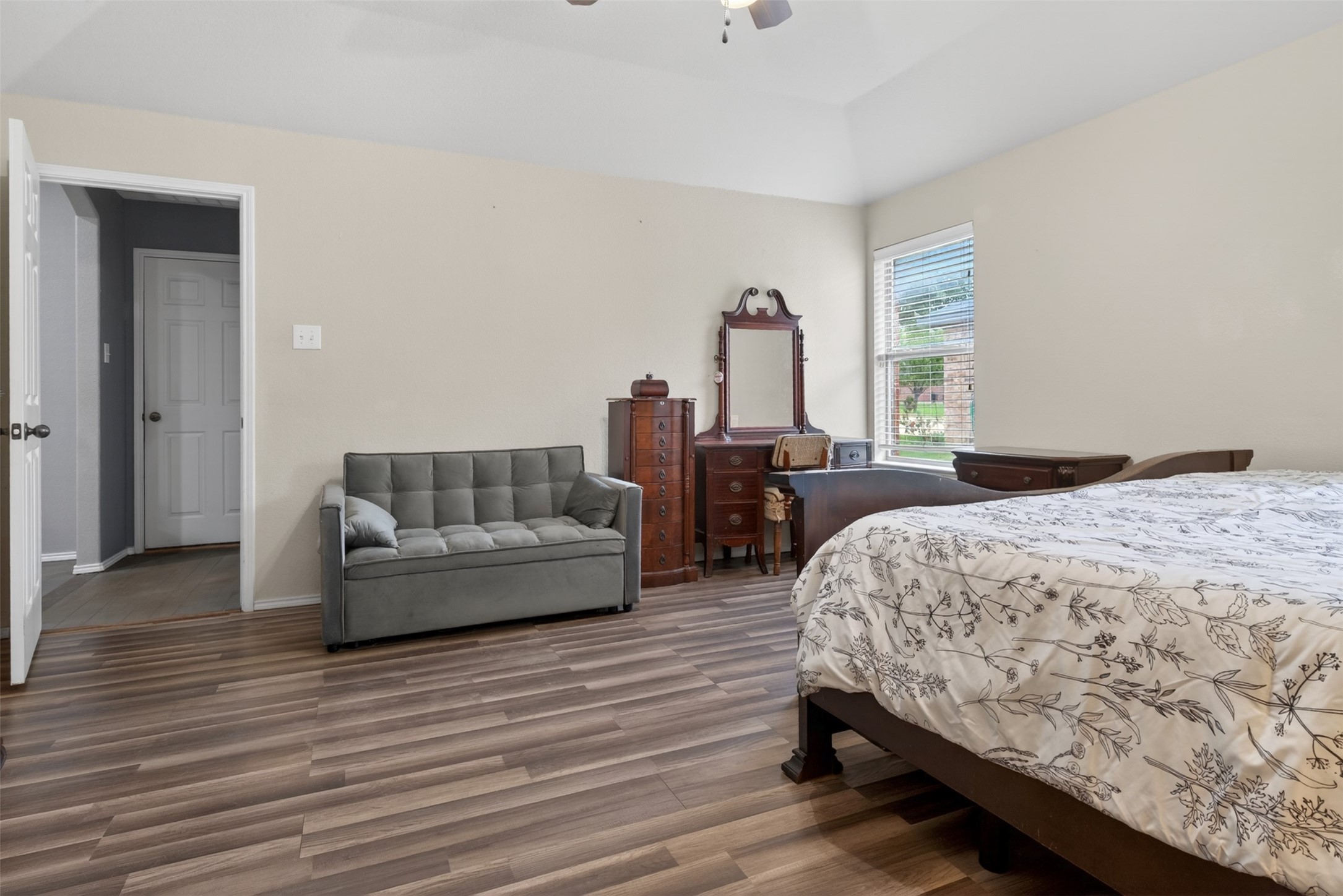 629 E Sheila Circle Joshua TX 76058