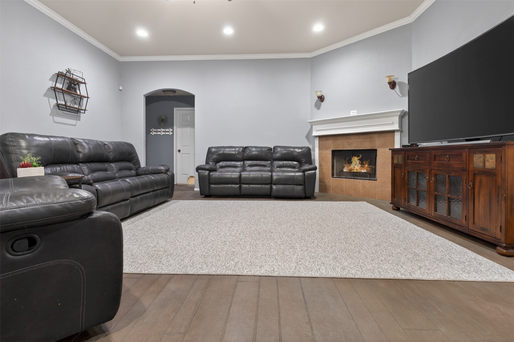 629 E Sheila Circle Joshua TX 76058