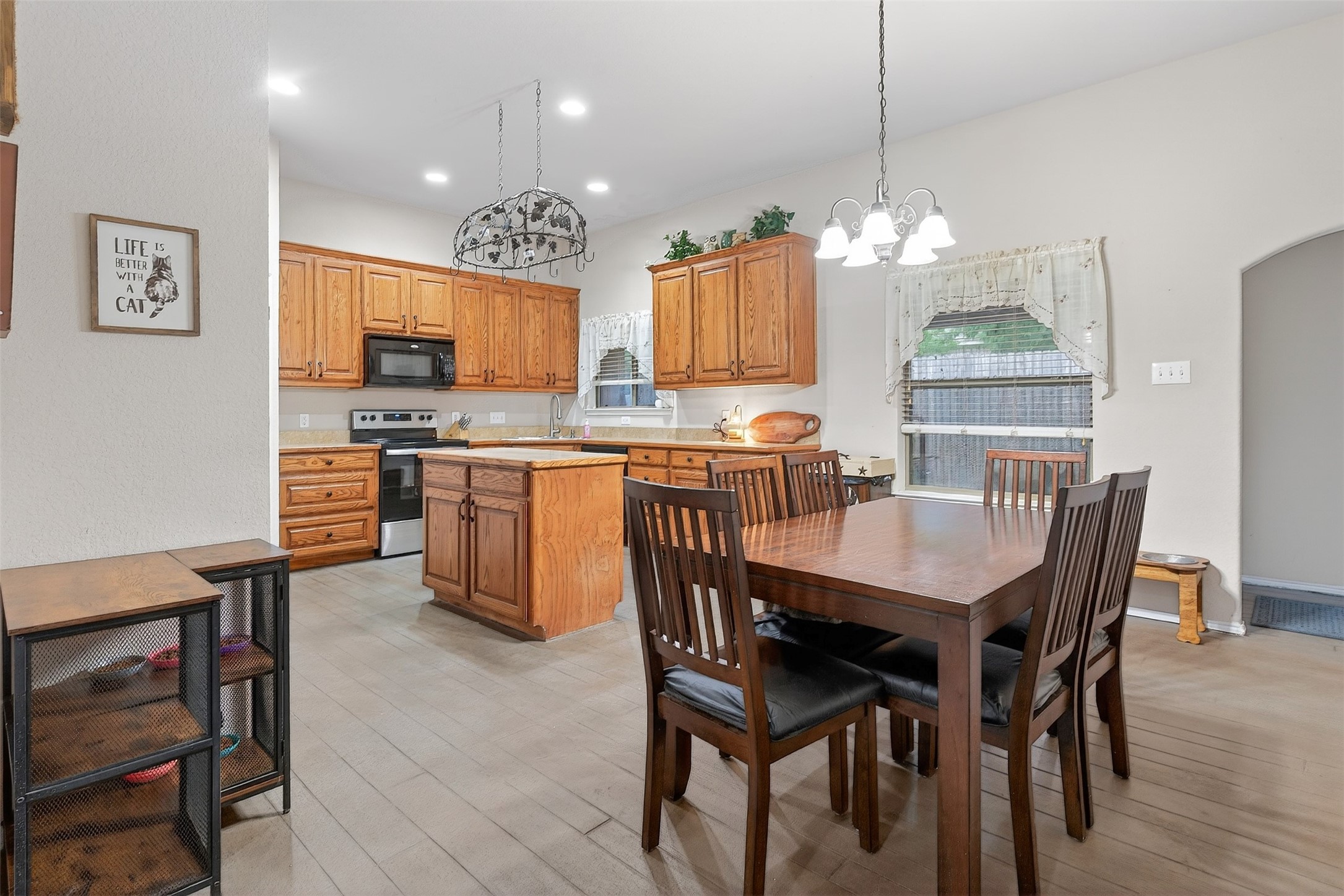 629 E Sheila Circle Joshua TX 76058