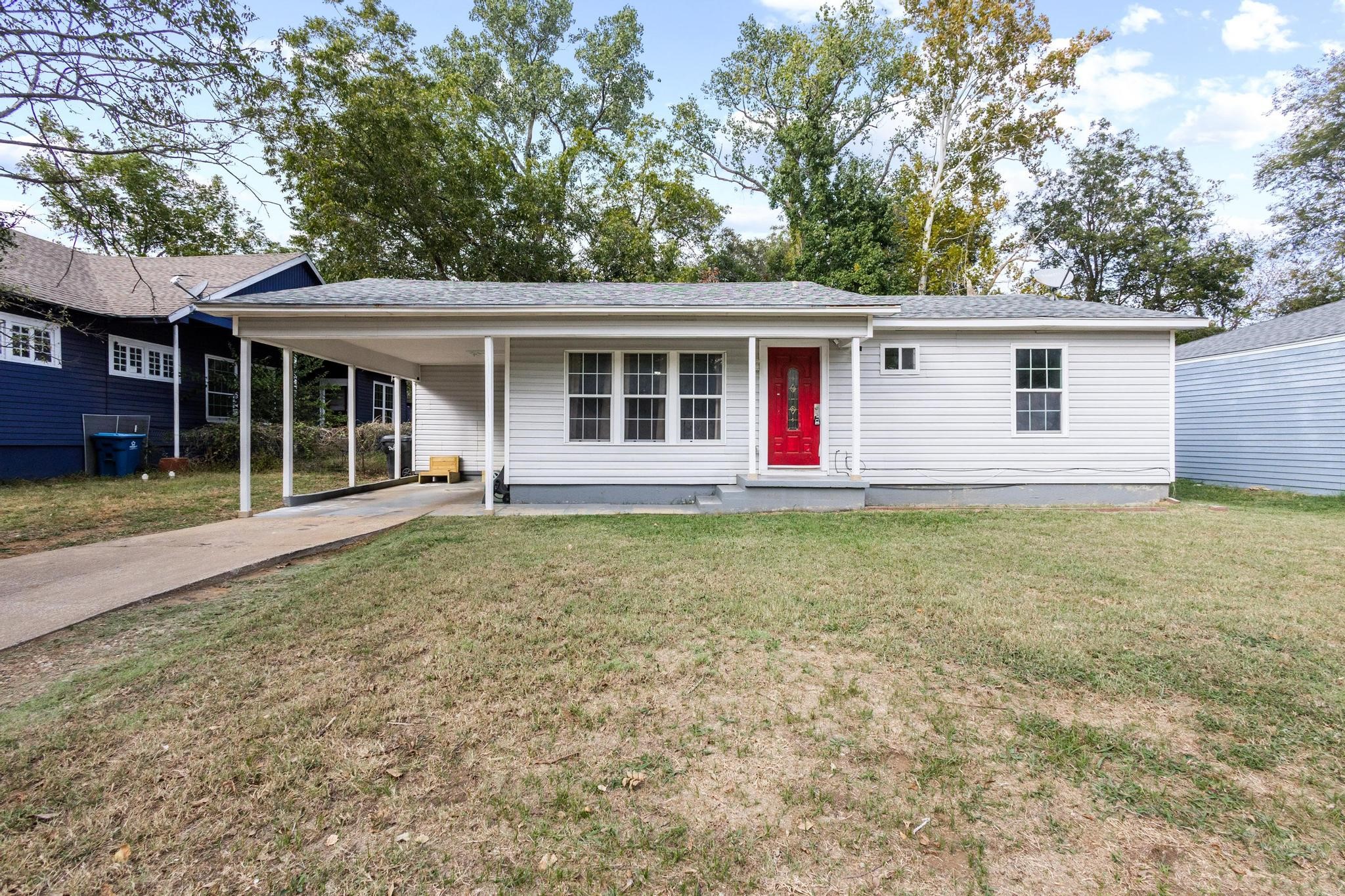 1221 W Crawford Street Denison TX 75020