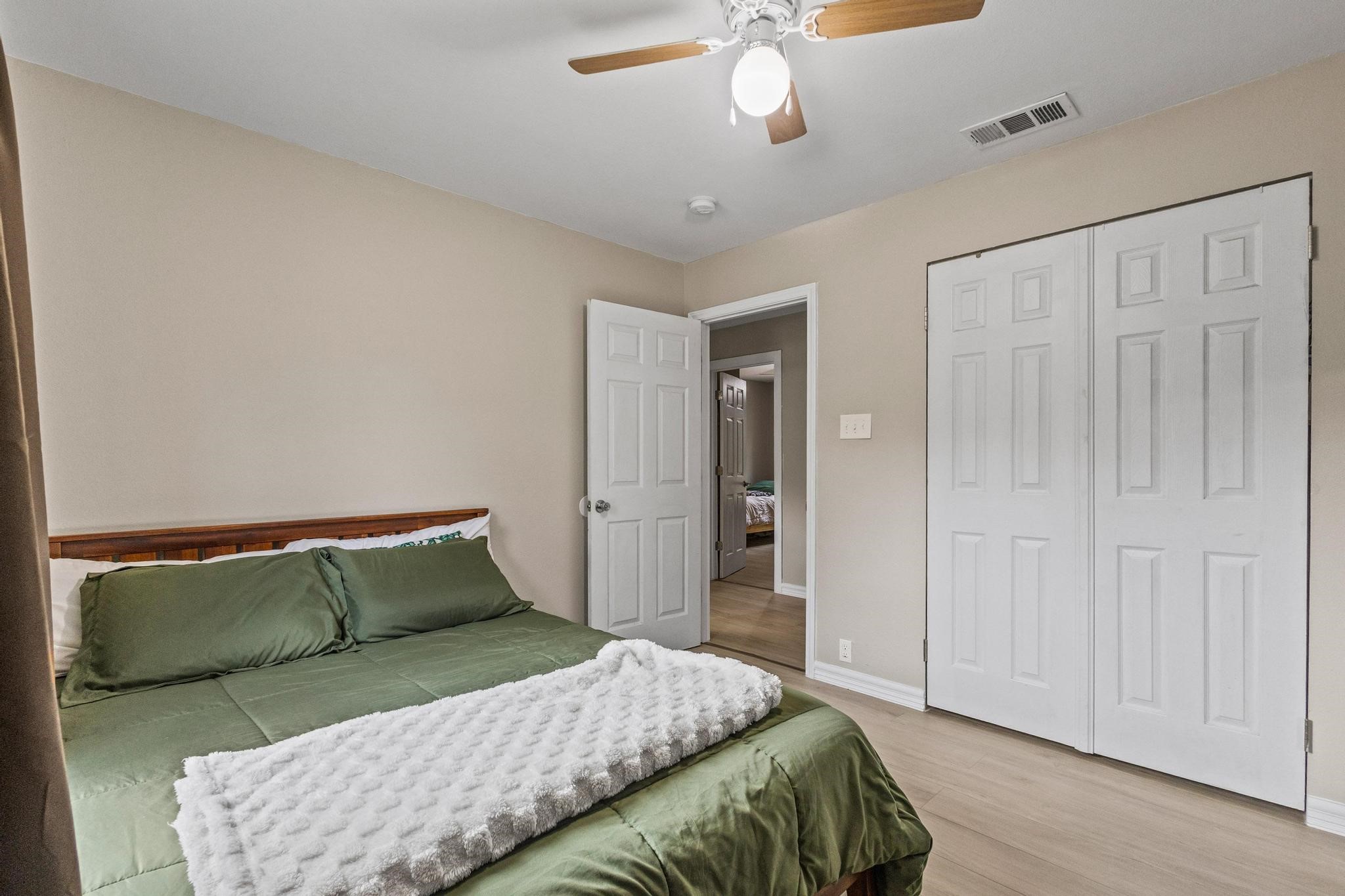1221 W Crawford Street Denison TX 75020