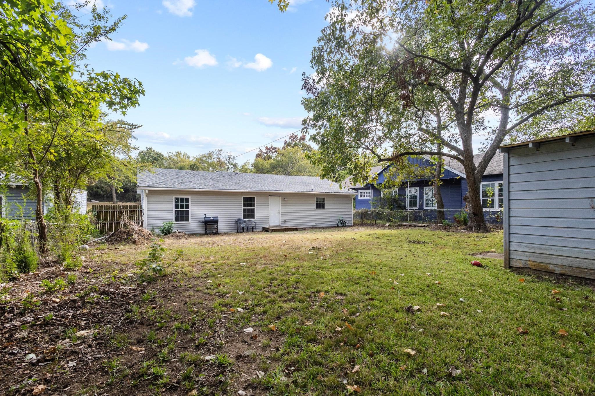 1221 W Crawford Street Denison TX 75020